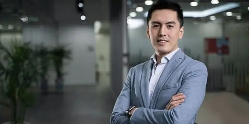 Thông tin cơ bản về tác giả Tùng Lâm